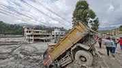Nepal'de Felaketin Bilançosu Ağırlaşıyor: Binlerce Kişiden Haber Alınamıyor