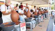 Menemen'de toprak sanata dönüştü: 45 ülkenin buluştuğu festivalde Nil Karaibrahimgil rüzgarı