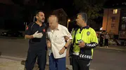 Trafik ışıklarında ölümle burun buruna geldi: Polis imdadına yetişti