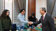 Pendikli gençlerin üniversite heyecanına belediyeden 20 bin liralık dev destek