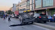 Güngören'de korku dolu anlar: Kontrolden çıkan otomobil takla atarak durabildi