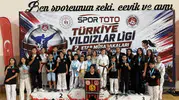 Eskişehir’in Karate Şampiyonası’ndaki Büyük Başarısı: Madalya Kürsüsünün Zirvesine Yerleştiler