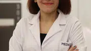 Çevrenizdekilerin sürekli kısık sesle konuştuğunu mu düşünüyorsunuz? İşitme kaybı sinsi bir düşman olabilir