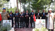 Adıyaman’da vefa günü: Şehitlikte duygusal anlar yaşandı