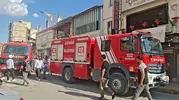 Adıyaman'da öğle saatlerinde korkutan alevler: Pastane küle döndü