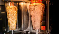 Almanya'da döner krizi: Öğrenciler ile kasaba halkı karşı karşıya!