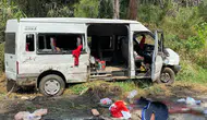 İzmir'de acı sabah: Şarampole devrilen işçi servisinde bir can kaybı, 10 yaralı