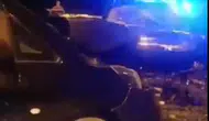 Posof yolunda gece yarısı dehşeti: İki otomobil kafa kafaya çarpıştı