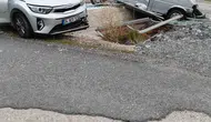 Gümüşhane'de kavşak dehşeti: Minibüs durağı yerle bir etti