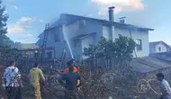 Safranbolu'da korkutan alevler: Köy evinde büyük tehlike