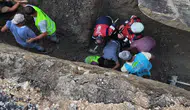 Arsuz'da korku dolu anlar: Toprak altında kalan işçi için zamana karşı yarış