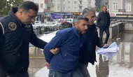 Kendi attığı bayrağı videoya çekip vatan hainliğiyle suçladı: Sosyal medya kurgusu polise takıldı