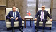 Bakü'deki kritik zirvede gözler iki ismin üzerindeydi: Fidan ve Lavrov buluştu