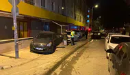 Eskişehir'de dehşet anları: Kavşakta çarpışan araçlar kaldırıma daldı