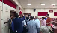 Yüreğir Belediye Meclisi'nde tansiyon yükseldi: CHP'li üyeler arasında yumruklu kavga iddiası
