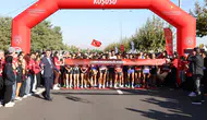 Ankara'da dev organizasyon: 4 bin sporcu başkent sokaklarını maraton alanına çevirdi
