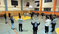 Yüksekova'da Sağlıklı Yaşam Seferberliği: Mahalle Sakinleri Spor İçin Bir Araya Geldi