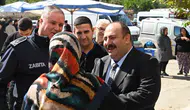 İnönü'de pazar mesaisi: Başkan Hamamcı halkın nabzını tuttu
