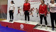 Sivaslı Ecrin minderde rakiplerini devirdi Türkiye şampiyonu oldu