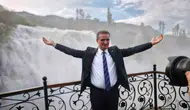 Erzurum’un doğa harikası Tortum Şelalesi baharla birlikte coştu