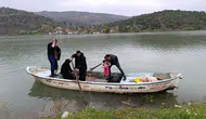 Yozgat'ta köylüler ulaşımı kayıkla sağlıyor