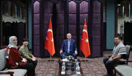 Erdoğan Gazzeli çocuk fenomeni Dolmabahçe'de ağırladı