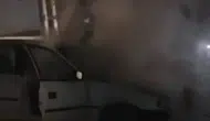 Besni ilçesinde park halindeki araç bir anda küle döndü
