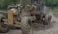 Kavak’ta sel sularının bozduğu yollar onarıldı
