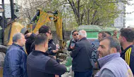 Erzurum'da tarihi türbe yıkımı mahalleliyi sokağa döktü