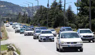 Tatilciler yola döküldü Burdur hattında trafik kilitlendi