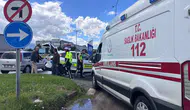 Erzincan’da iki aracın karıştığı trafik kazasında üç kişi yaralandı