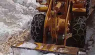 Bingöl’de Mayıs ayında kar mesaisi bitmiyor