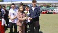Pazaryeri’nde genç sporcular ödüllerine kavuştu