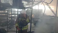 Hatay Küçük Sanayi Sitesi'ndeki iş yeri yangını korkuttu