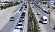 Afyonkarahisar yollarında bayram dönüşü yoğunluğu başladı