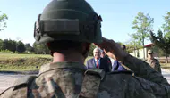 Bakan Güler hudut birliklerini denetledi