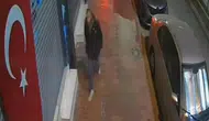Kuşadası'nda bayrak indiren kişiye adli kontrol kararı