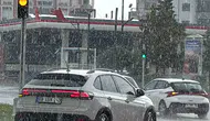 Aksaray’da aniden bastıran sağanak şehri göle çevirdi