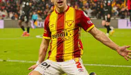Göztepe ve Galatasaray arasında transfer pazarlığı başladı