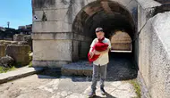 Antik kentte yankılanan çocuk nefesi
