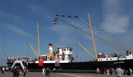 Samsun semalarında dev Türk bayrağı ve uçakların görsel şöleni