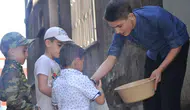 Erzurum’da çocuklar asırlık arafalık geleneğini yaşatmaya devam ediyor