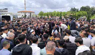 Araban ilçesi trafo tamiri sırasında hayatını kaybeden muhtarına ağladı