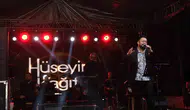Sarıgöl panayırında Hüseyin Kağıt rüzgarı esti