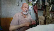 Kahramanmaraş’ta tarihi çarşıda son semerci direniyor