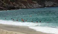 Alanya kıyılarında bayram bereketi başladı