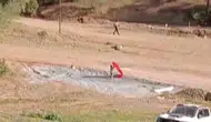 Yarış pistinde bayrağı kurtaran 14 yaşındaki Yusuf ödüllendirildi
