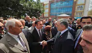 Bakan Çiftçi eski görev yeri Adilcevaz'da vatandaşla buluştu
