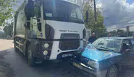 Tokat’ta çöp kamyonu ile otomobil çarpıştı