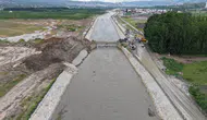 Tokat'ta taşkın korkusu köprü yıktırdı